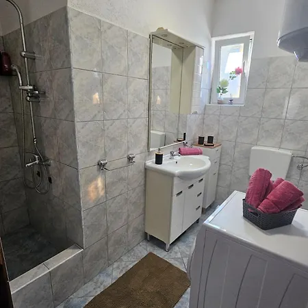 Apartment Valentina *